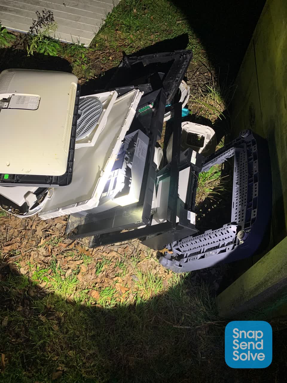 The photograph attached to this facility - general request report