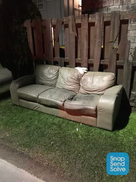 Dumped Rubbish, a report photo