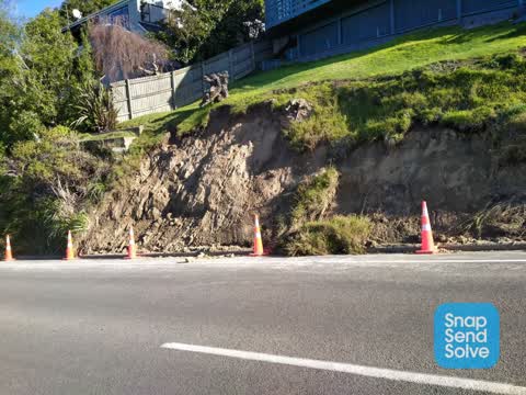 Damaged Road, a report photo