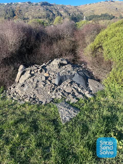 Dumped Rubbish, a report photo