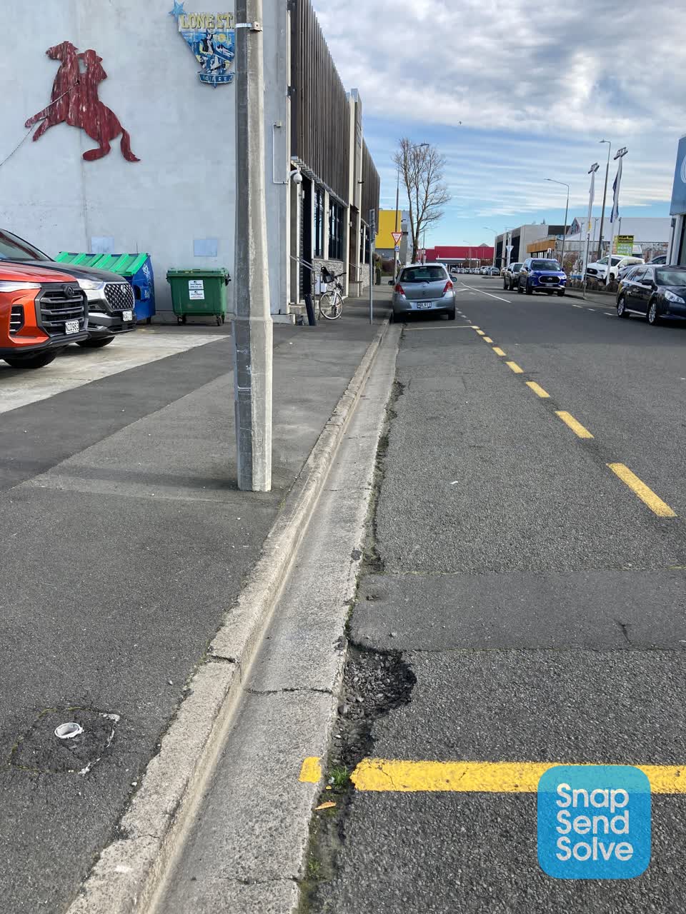 The photograph attached to this poles and signage - general report