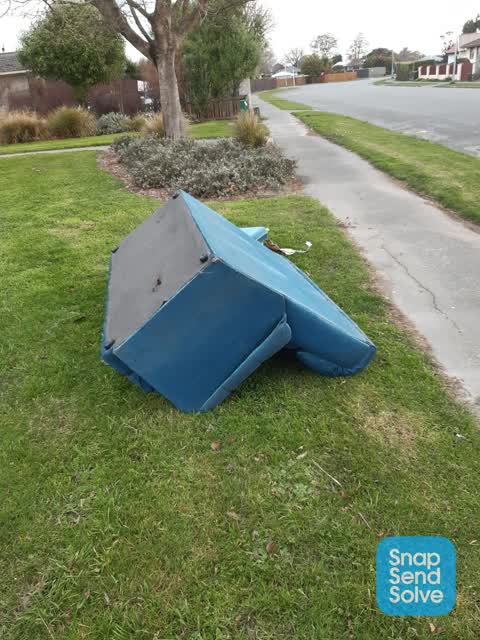 Dumped Rubbish, a report photo