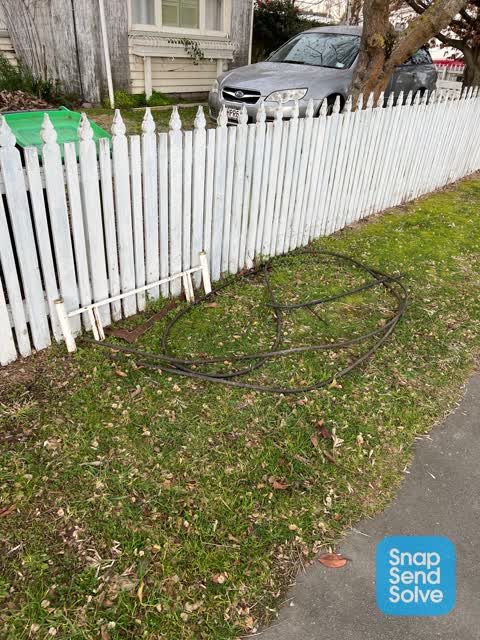 Dumped Rubbish, a report photo