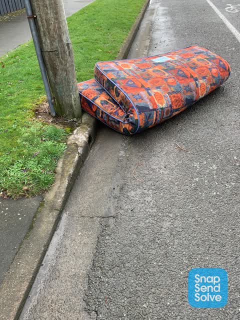 Dumped Rubbish, a report photo