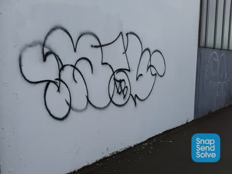 Graffiti, a report photo