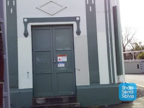 Graffiti, a report photo