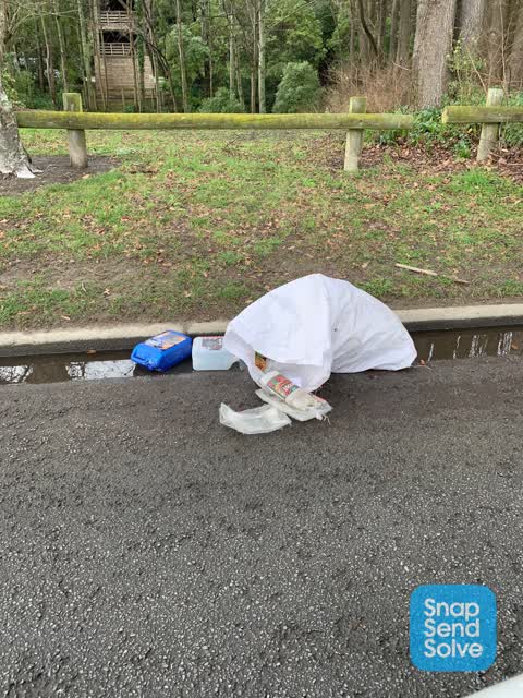 Dumped Rubbish, a report photo