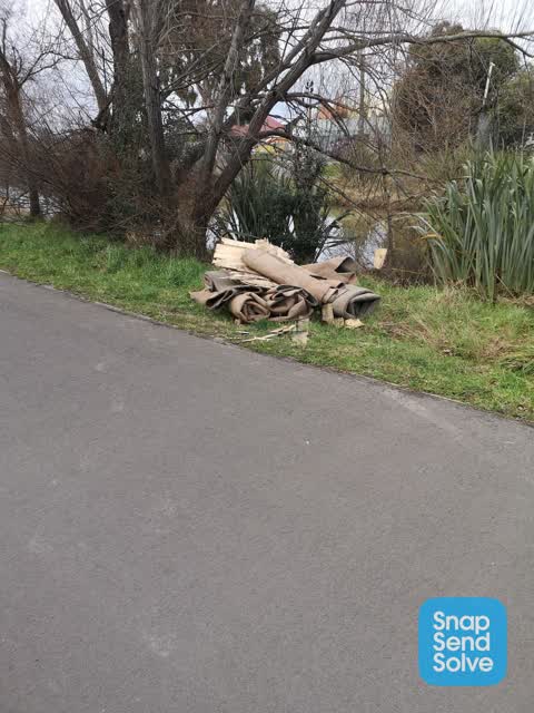 Dumped Rubbish — a report photo