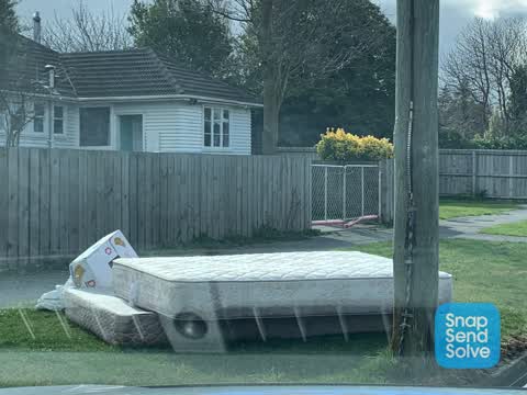 Dumped Rubbish, a report photo