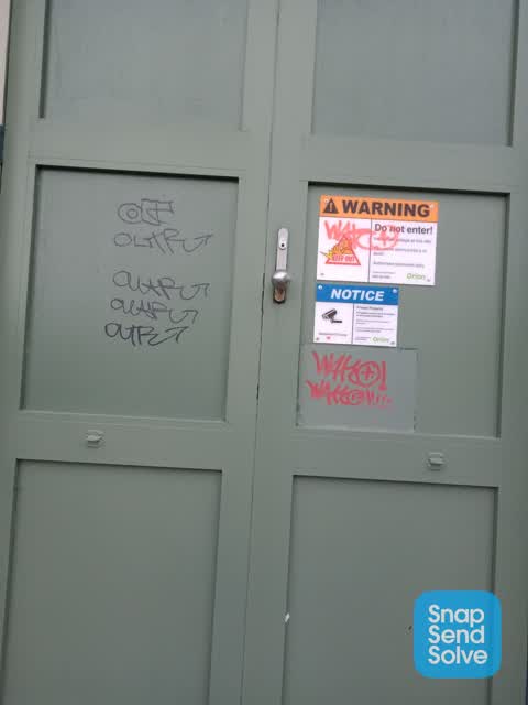 Graffiti, a report photo