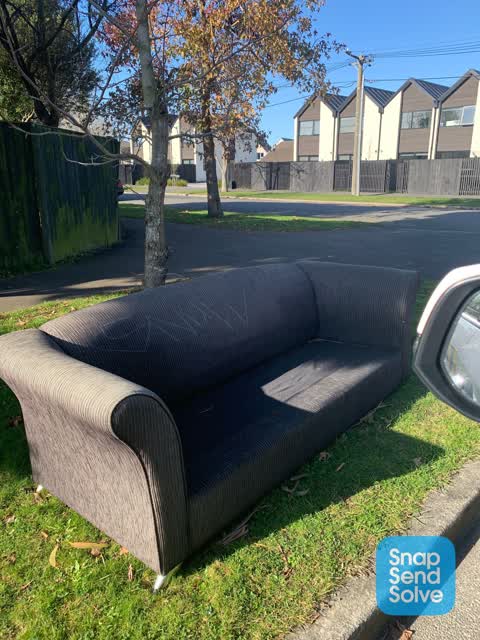 Dumped Rubbish, a report photo