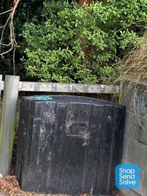 Graffiti, a report photo