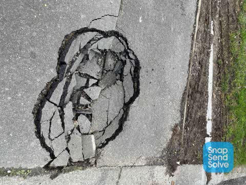 Pavement - Damaged, a report photo