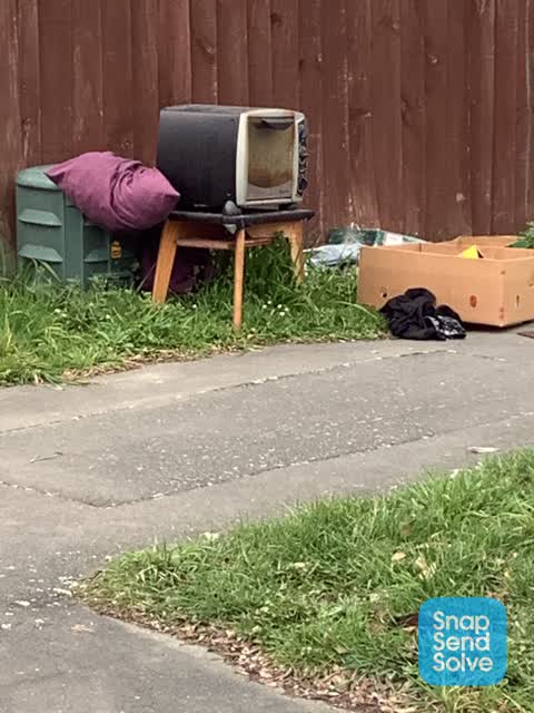 Dumped Rubbish, a report photo
