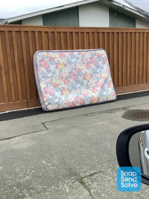 Dumped Rubbish, a report photo