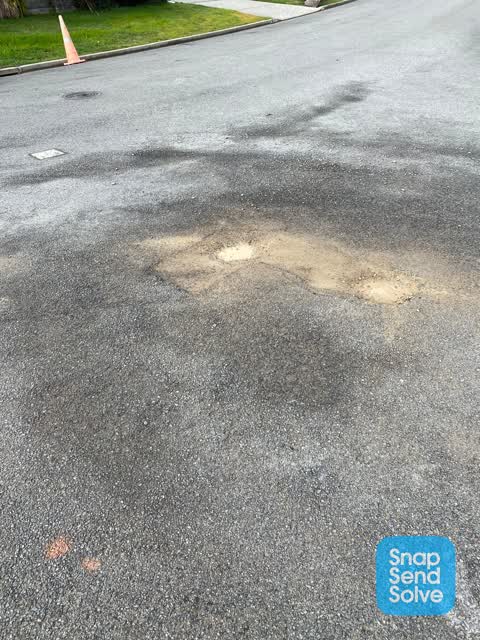 Damaged Road, a report photo