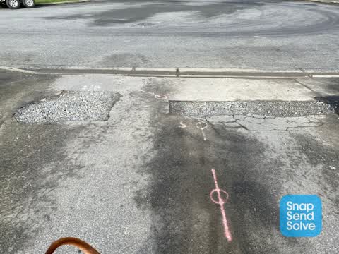 Pavement - Damaged, a report photo