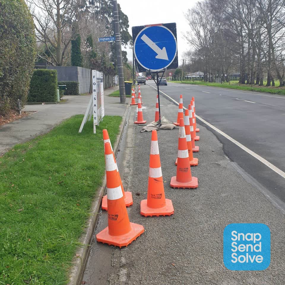 The photograph attached to this roads - general report