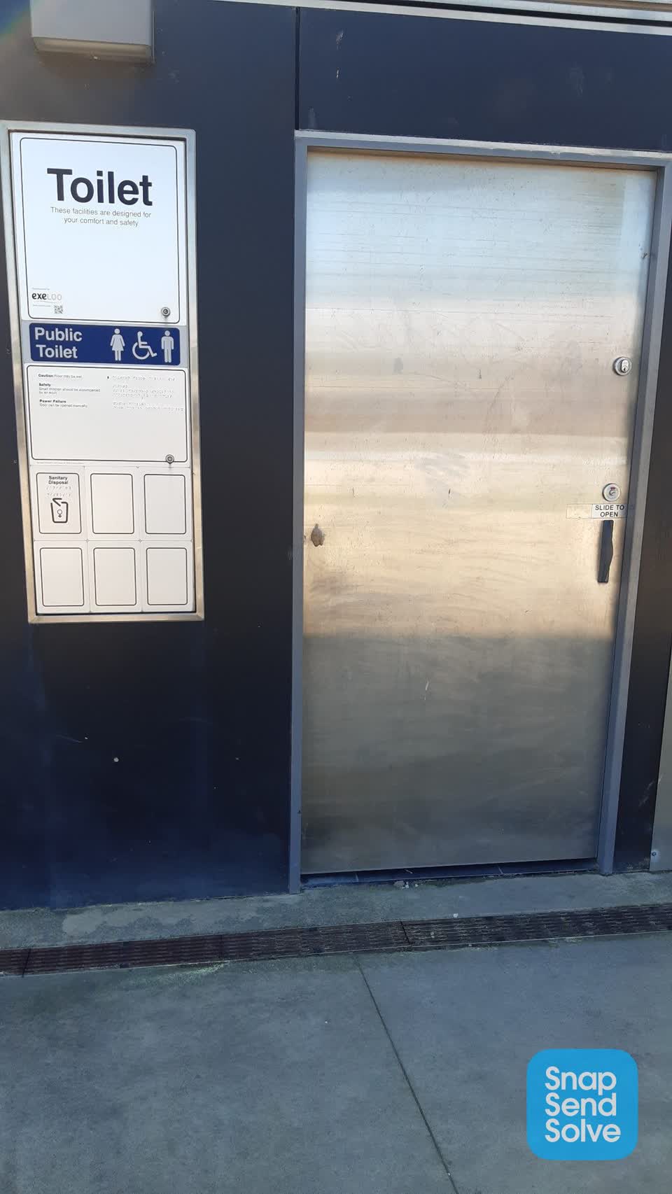 The photograph attached to this facility - general request report