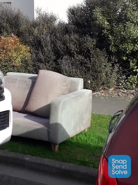 Dumped Rubbish, a report photo