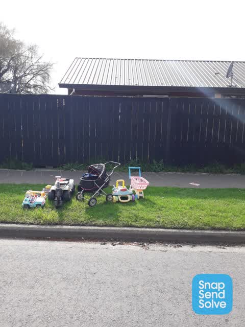 Dumped Rubbish, a report photo