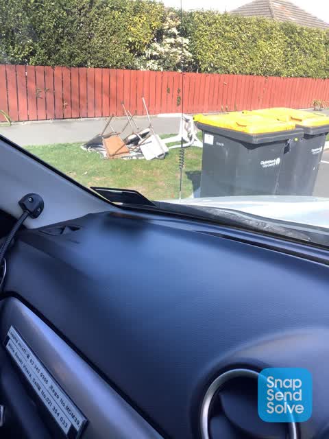 Dumped Rubbish, a report photo
