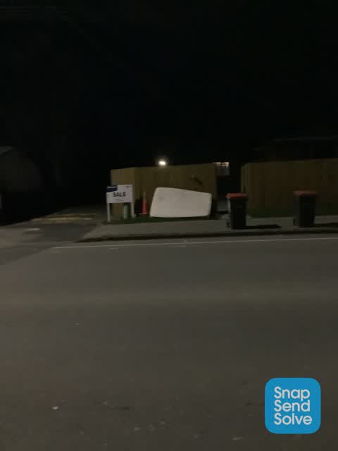 Dumped Rubbish, a report photo