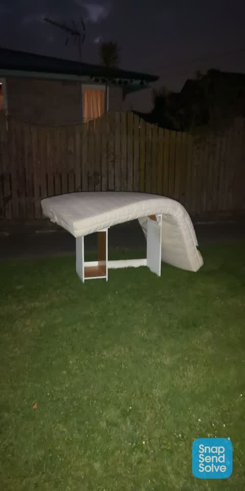 Dumped Rubbish, a report photo