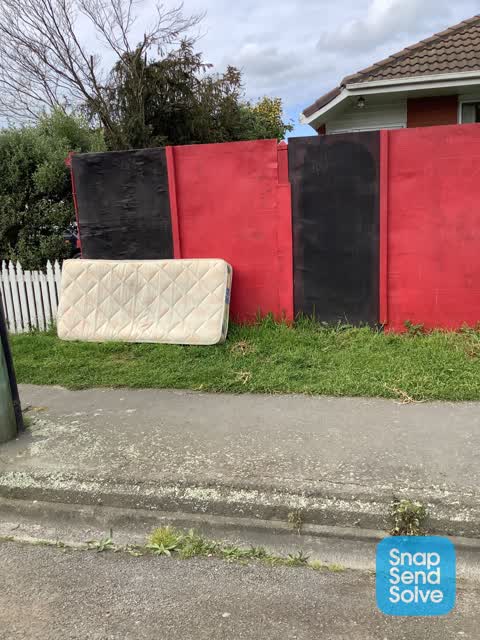 Dumped Rubbish, a report photo