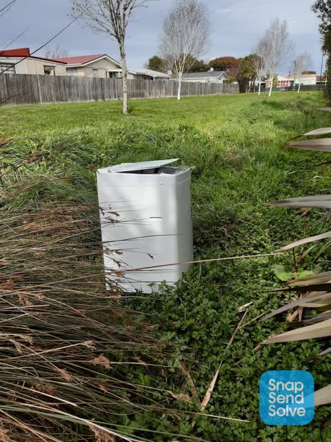 Dumped Rubbish, a report photo
