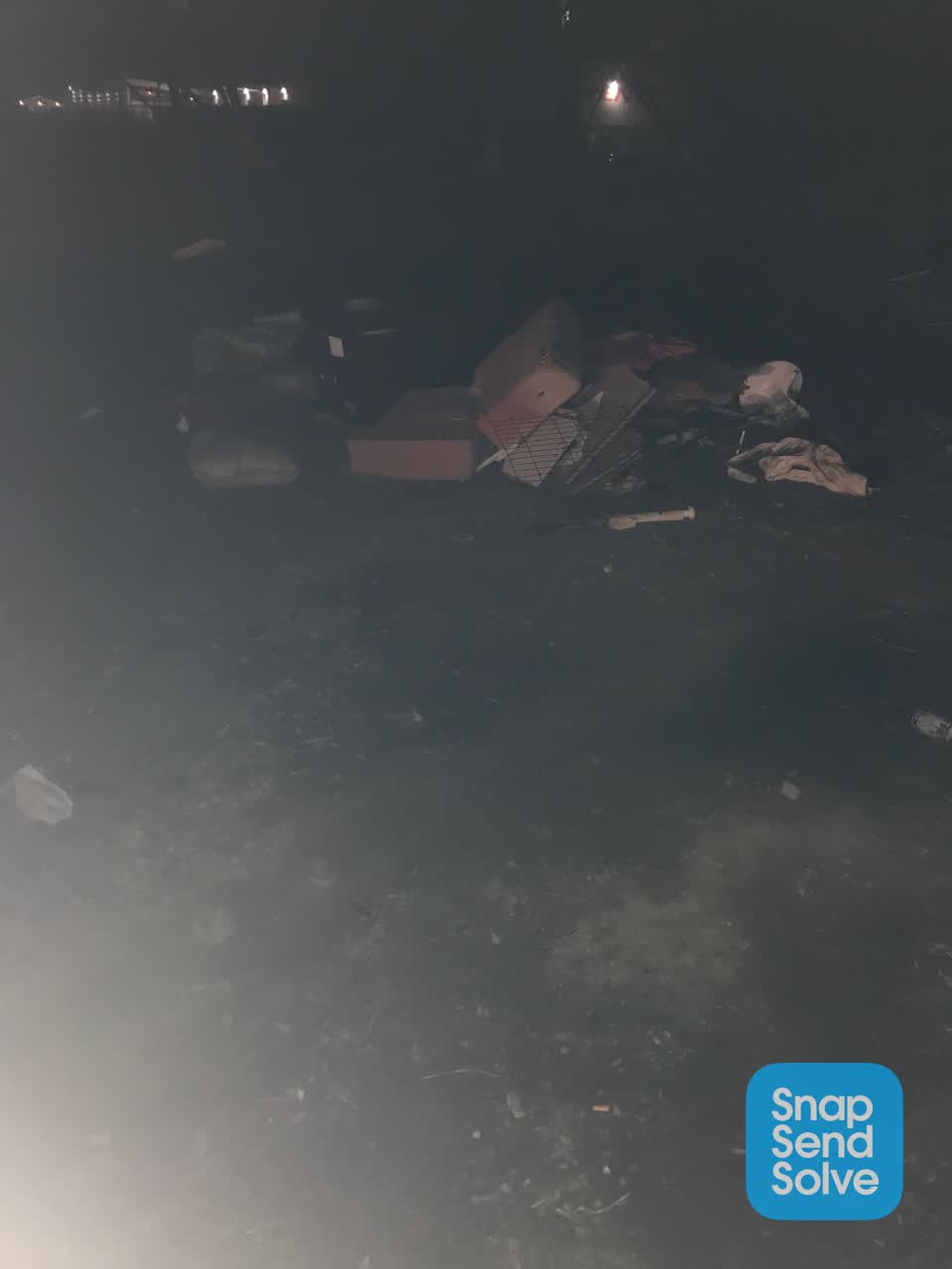 The photograph attached to this dumped rubbish report