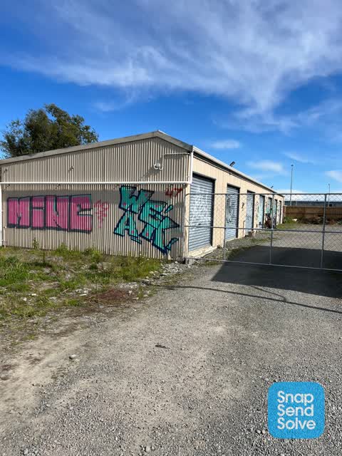 Graffiti, a report photo