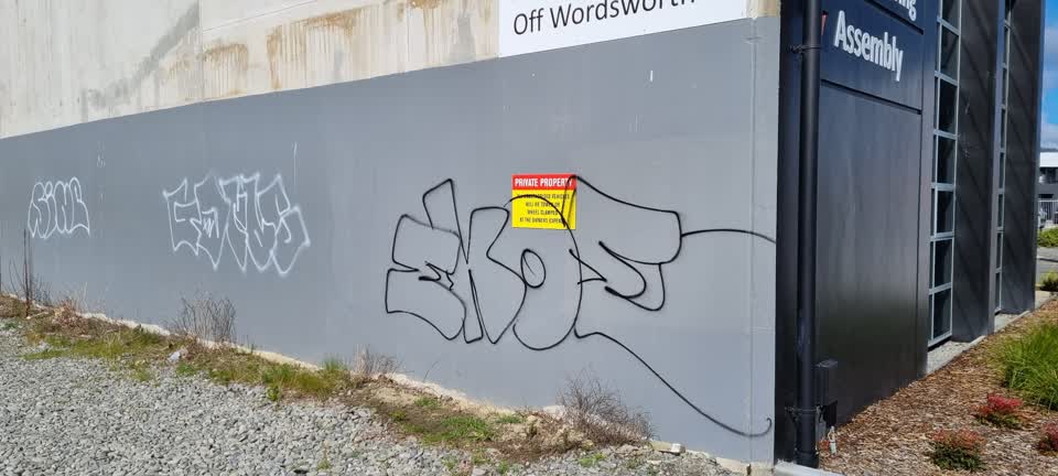 The photograph attached to this graffiti report
