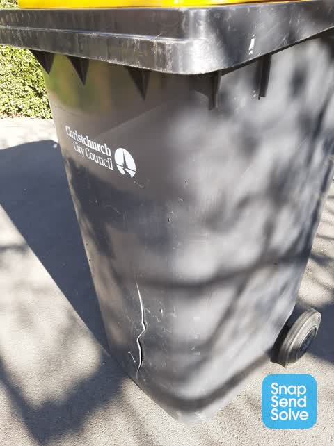 Rubbish and Bins - General, a report photo