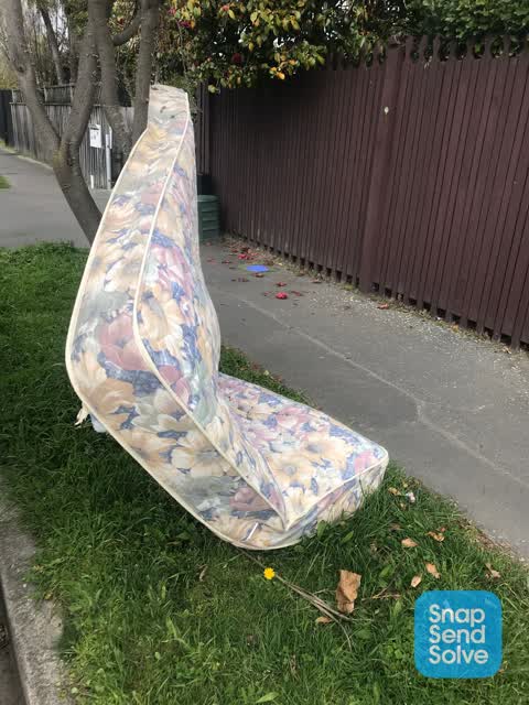 Dumped Rubbish, a report photo