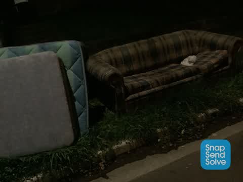 Dumped Rubbish, a report photo