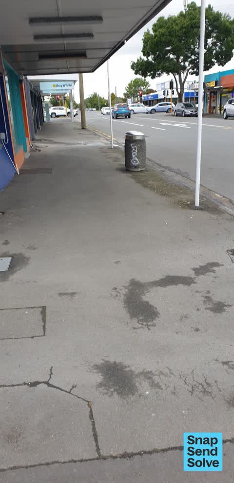 Graffiti, a report photo