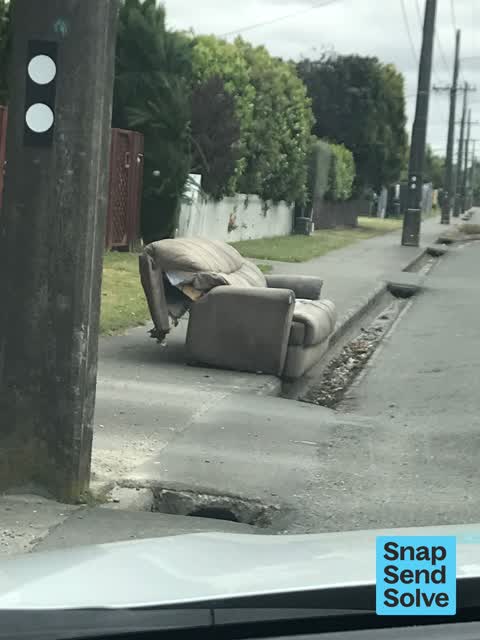 Dumped Rubbish, a report photo