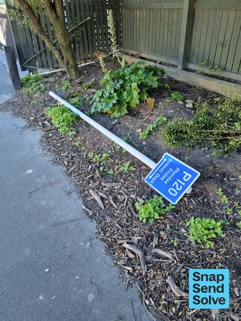Damaged Street Sign, a report photo