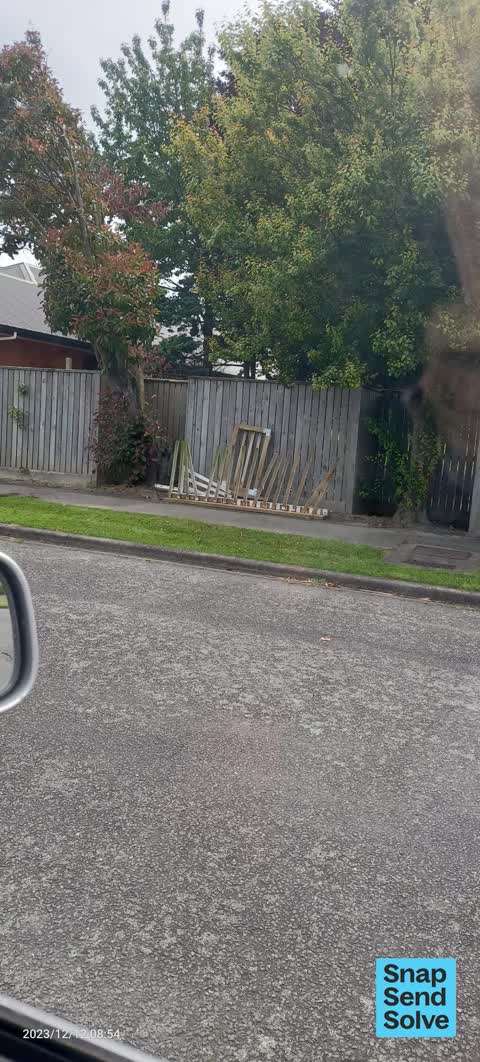 Dumped Rubbish, a report photo