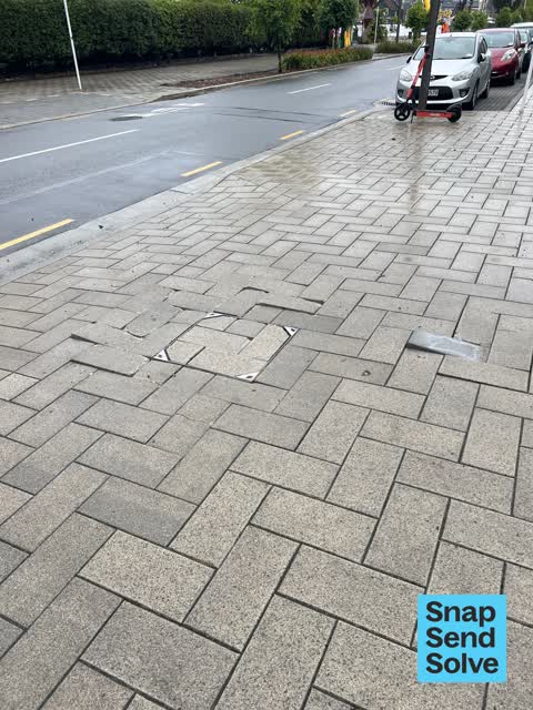 Pavement - Damaged, a report photo