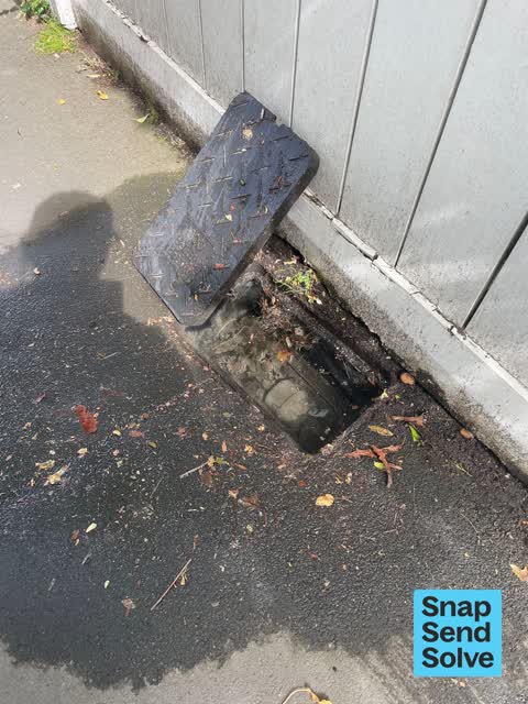 Water Leak, a report photo