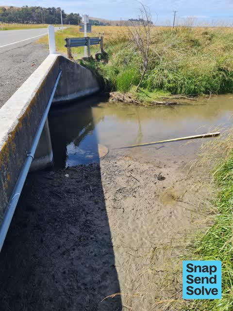 Dumped Rubbish, a report photo