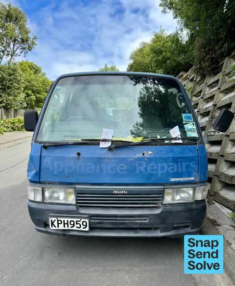 Abandoned Vehicle, a report photo