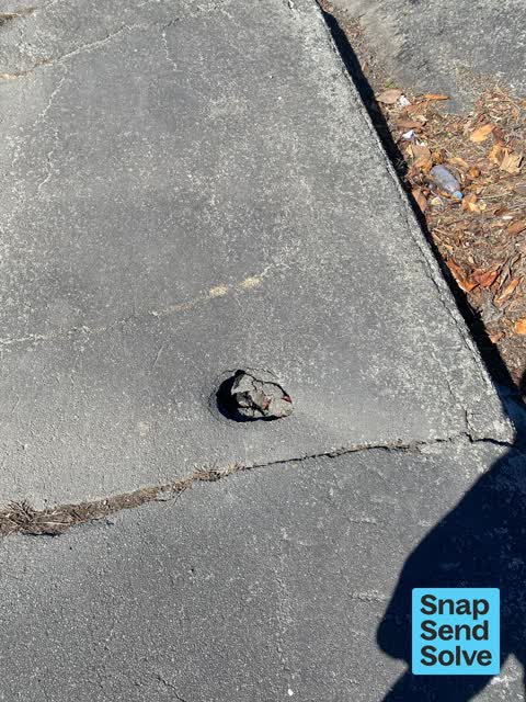 Pavement - Damaged, a report photo