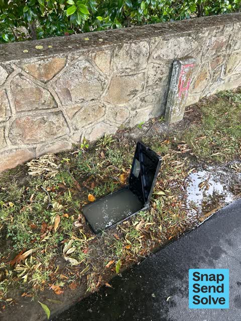 Water Leak, a report photo