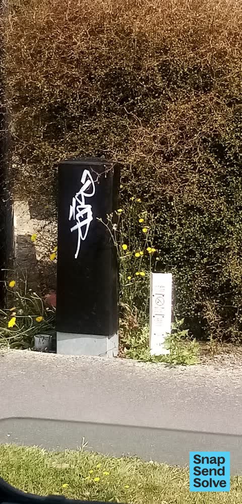 Graffiti, a report photo