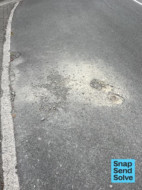 Damaged Road, a report photo