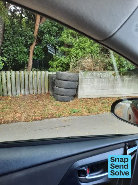 Dumped Rubbish, a report photo