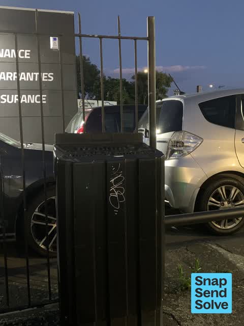 Graffiti, a report photo